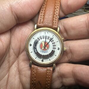 Works Vintage Lionel Train Unisex Watch Tan Band With Moving Train NEW Battery